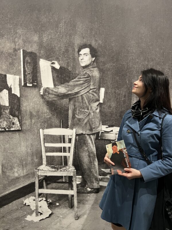 Stephanie enjoying the opening night party for Modigliani: A Painter and His Dealer
